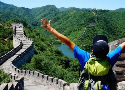اولین سفر اکتشافی روی دیوار بزرگ چین چه زمانی رخ داد؟