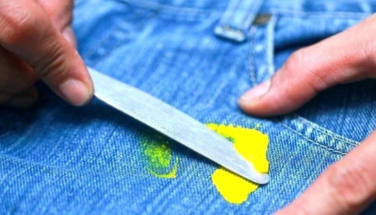پاک کردن لکه رنگ از روی لباس به روش های ساده و کاربردی