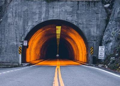اقداماتی برای کاهش تصادفات ناشی از نور تونل ها