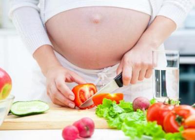 خواص گوجه فرنگی در بارداری؛ میزان مجاز مصرف رب و سس گوجه فرنگی