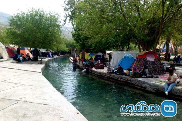 چشمه سرآب اردشیر یکی از جاذبه های طبیعی استان فارس است