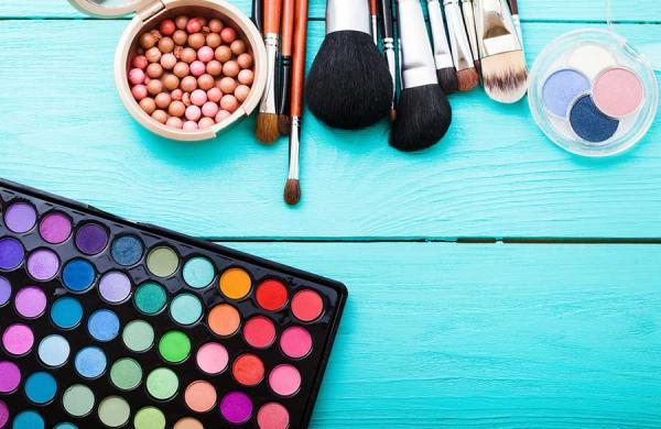 مدل آرایش شما چه چیزی درباره تان می گوید؟ مدل آرایش شما چه چیزی درباره تان می گوید؟